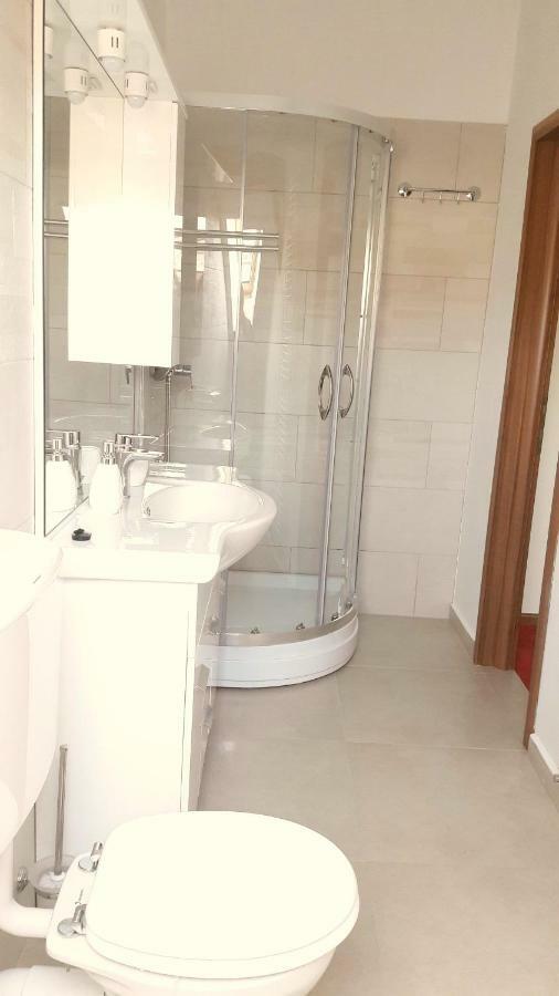 Antique Aparthotel Alba Iulia Ngoại thất bức ảnh