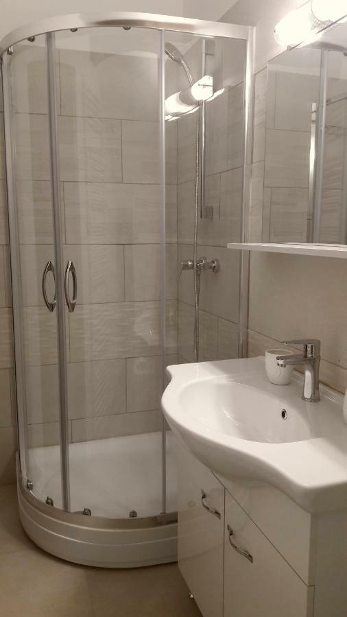 Antique Aparthotel Alba Iulia Ngoại thất bức ảnh