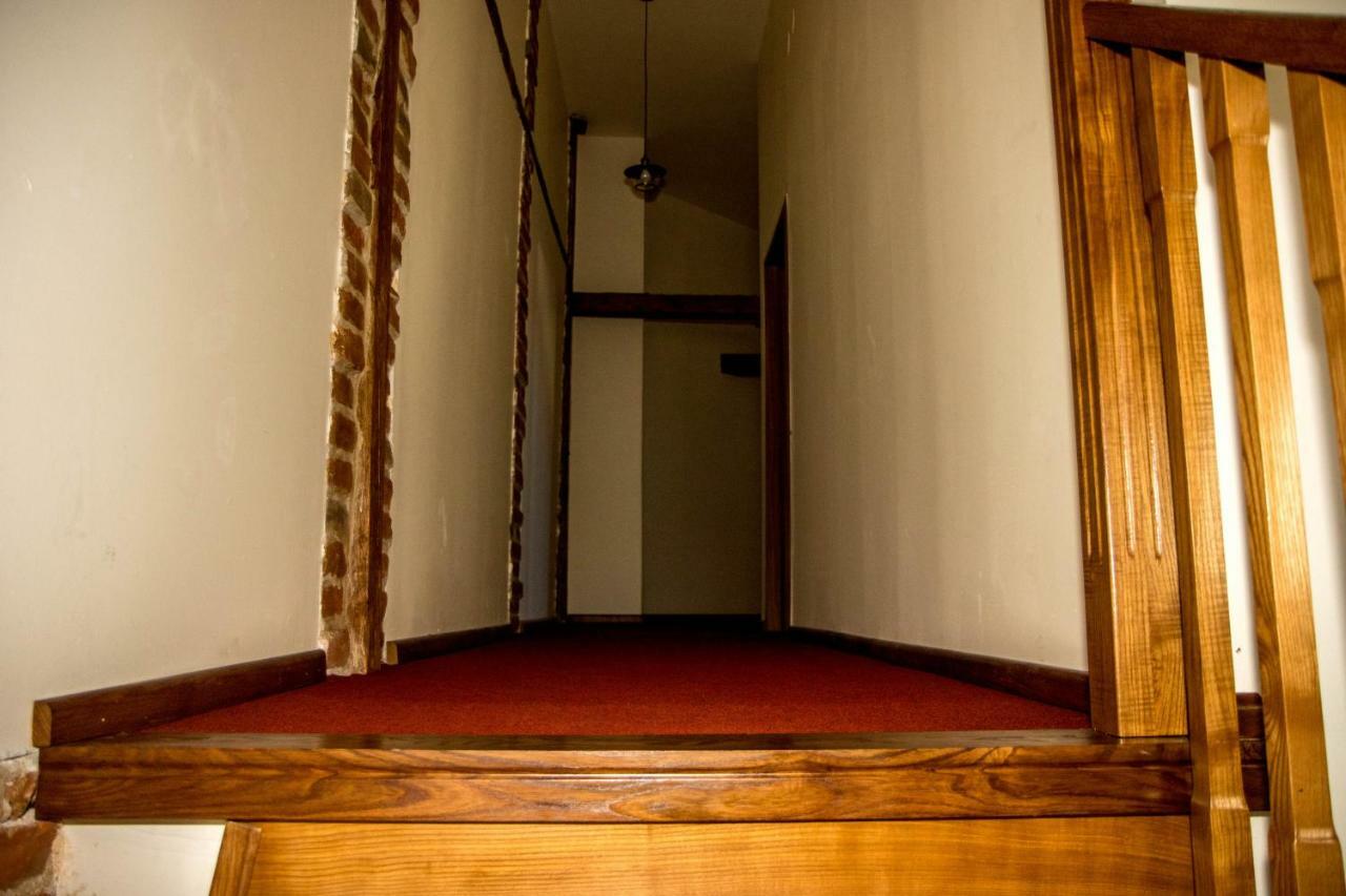 Antique Aparthotel Alba Iulia Ngoại thất bức ảnh